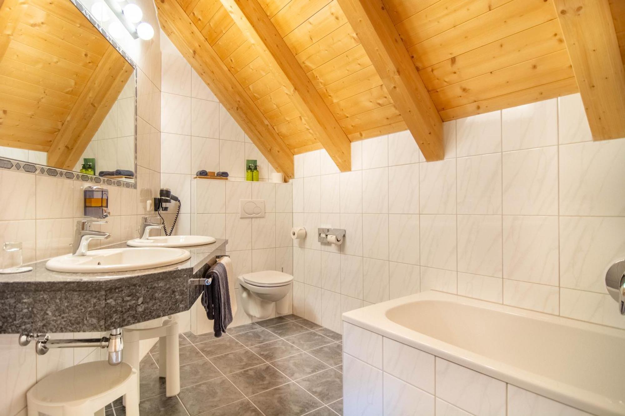 Hotel Garni Alpenhof Ischgl Dış mekan fotoğraf