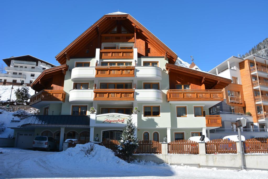 Hotel Garni Alpenhof Ischgl Dış mekan fotoğraf